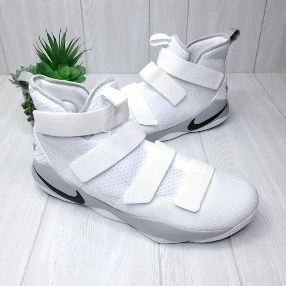Nike Other - Nike Zoom Lebron Soldier XI TB Men’s Size 17.5